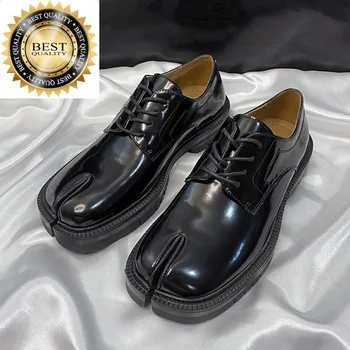 עיצוב גברים נעליים בריטי חדש בסגנון רחוב פיצול אצבע אופנתיים נעלי עור אמיתי יוקרה לנשים מסיבת הליכה 3C