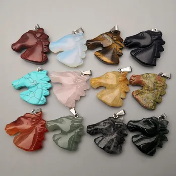אופנה אבן טבעית ראש של סוס מעורב תליונים & שרשראות להכנת תכשיטים קסם חיה באיכות טובה 12pcs/lot הסיטוניים
